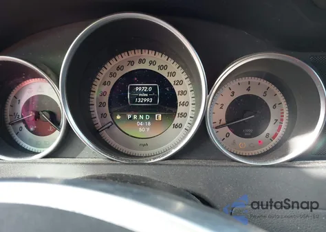 2012 Mercedes-Benz C 300 Sport 4Matic z USA, uszkodzony, nr VIN WDDGF8BB5CR206477